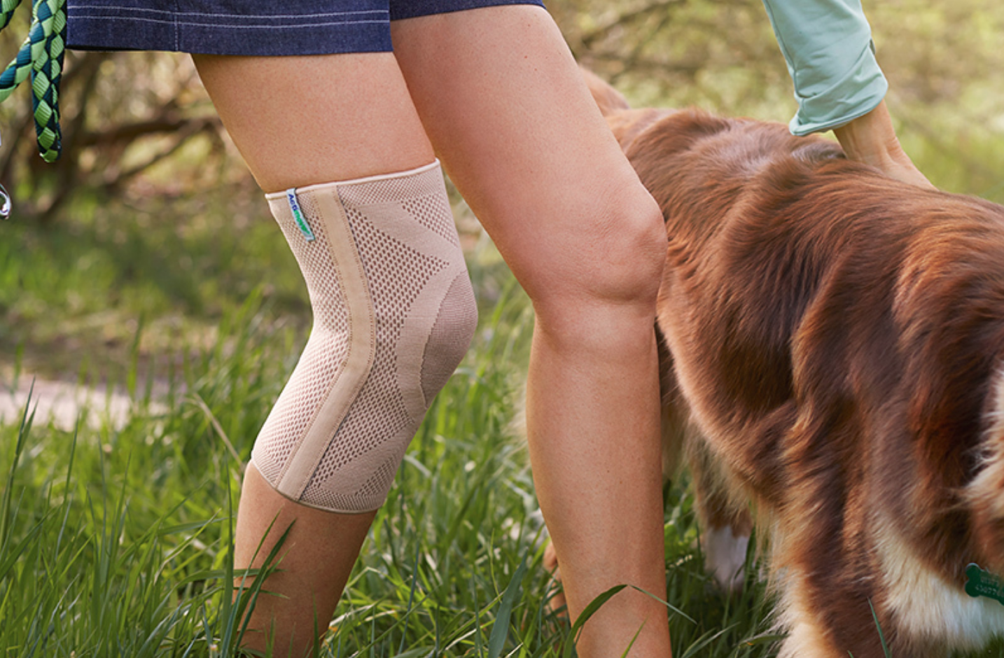 Stays of the Actimove Everyday Knee Support for Stability