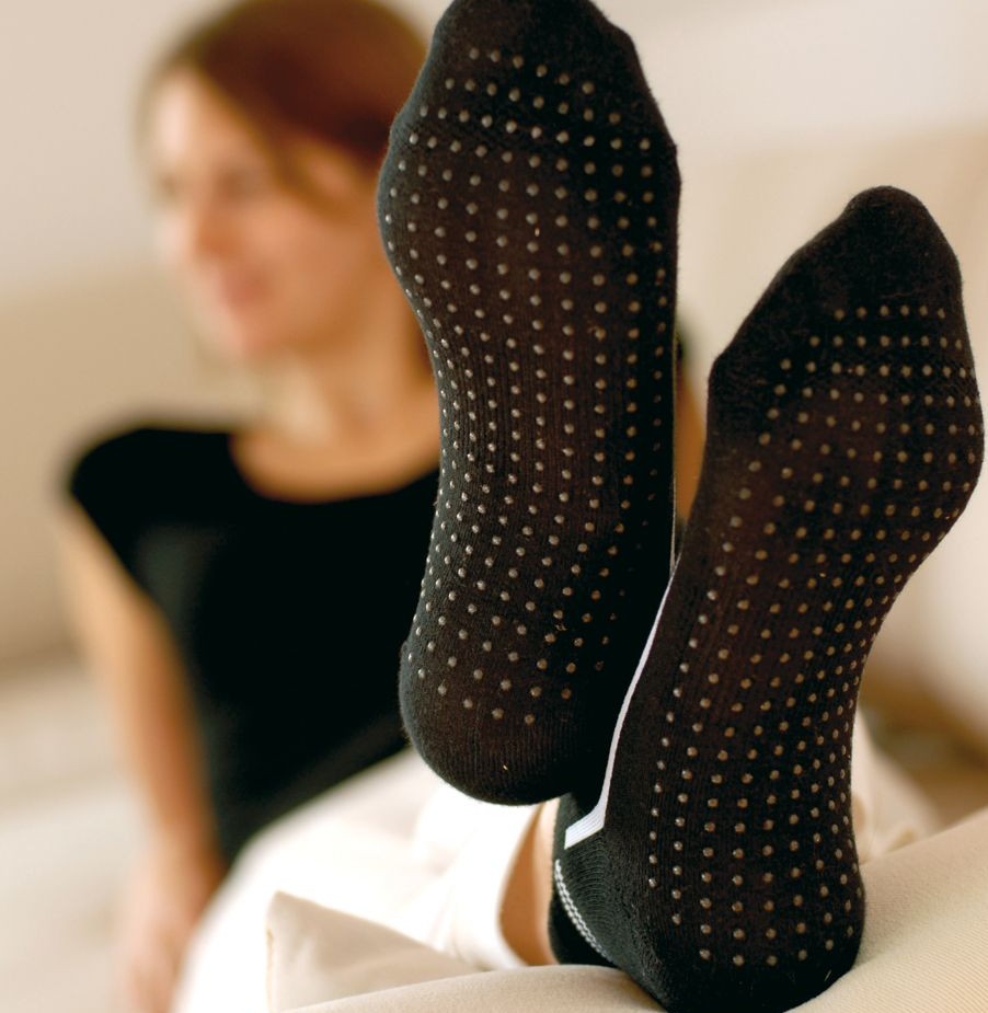 Safe, rubberised non-slip sole improves precision and balance