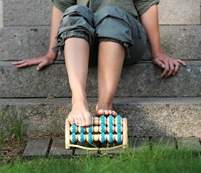 The size of the Sissel King Massager allows you to use both feet The size of the Sissel King Massager allows you to use both feet